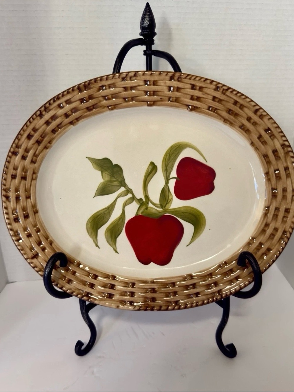 VTG Cracker Barrel Apple Basket 16" Oval Serving Platter Basketweave Rim